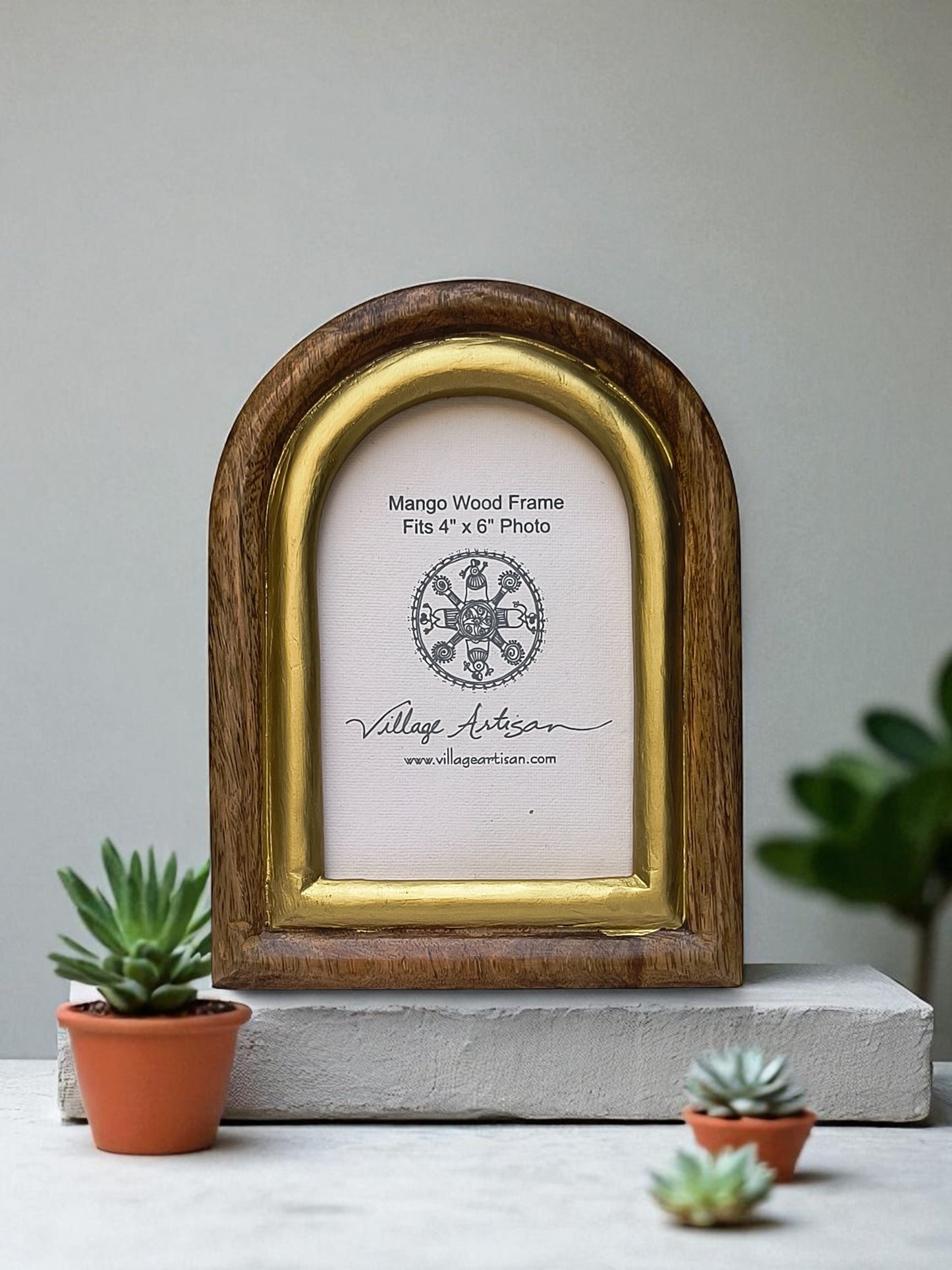 Double Arch Frame