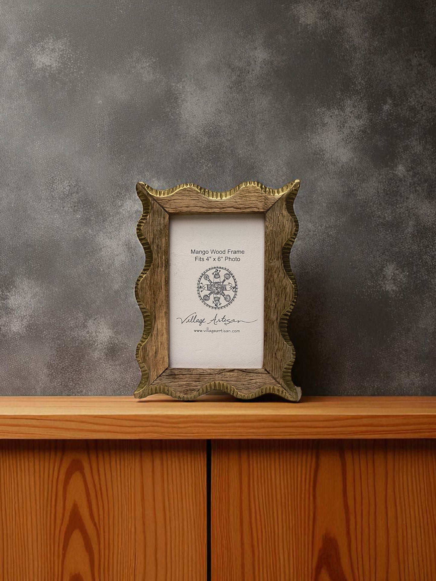 Ribbon Photo Frame